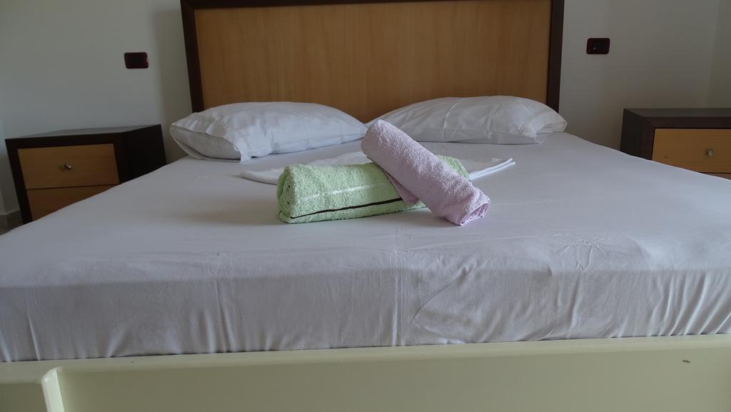 Hotel Alba-Gert โอริคูม ภายนอก รูปภาพ